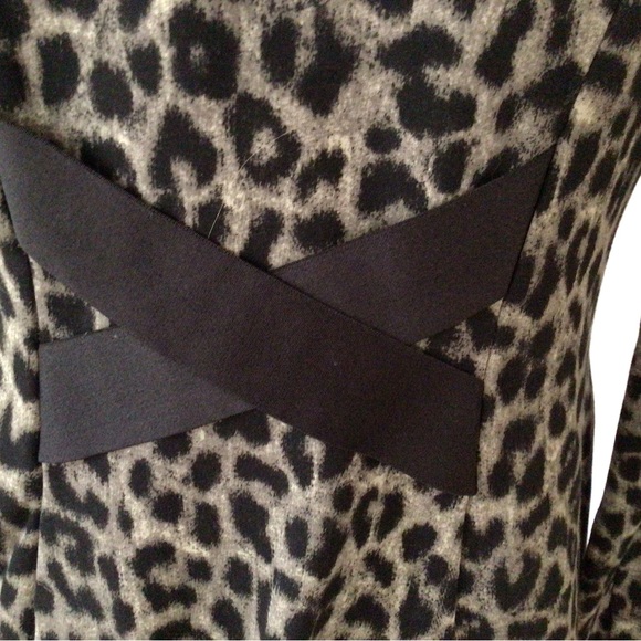 CAbi animal print fitted jacket NWOT - Picture 11 of 13